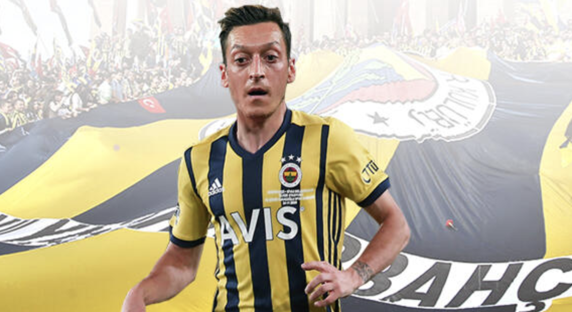 Mesut Özil Fenerbahçe’ye…