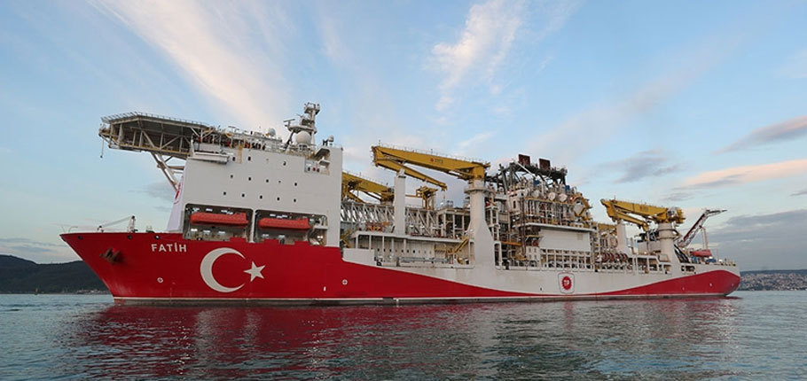 Fatih sondaj gemisi, Karadeniz’deki Türkali-7 kuyusunda sondaj yapıyor