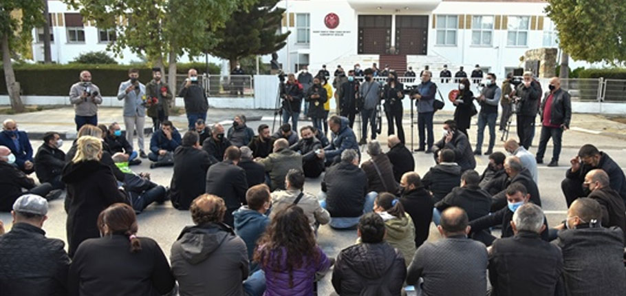 Sendikal Platform, Meclis önünde oturma eylemi başlattı