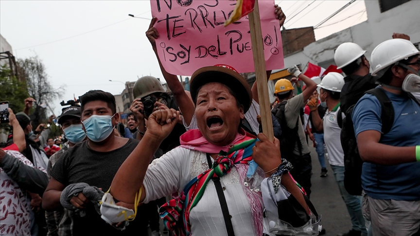 Peru’da hükümet karşıtı gösterilerde hayatını kaybedenlerin sayısı 60’a çıktı