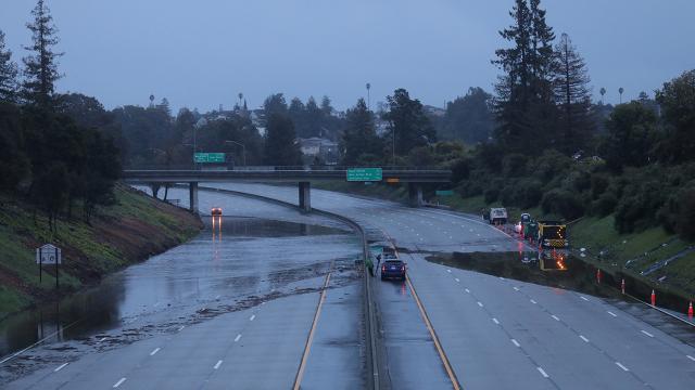 California’da sel ve fırtına nedeniyle bölgedeki su kısıtlamaları kalktı