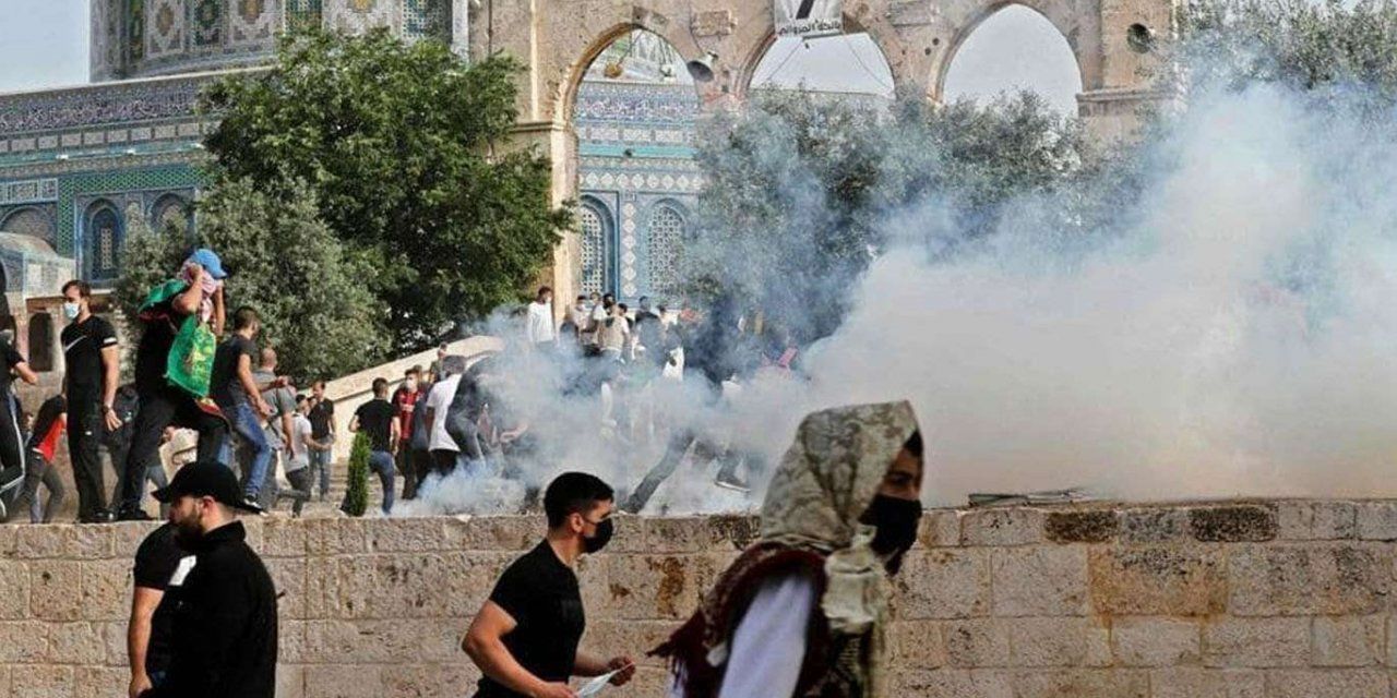 Filistin: Mescid-i Aksa’ya yönelik ihlal, ateşle oynamaktır, din savaşına götürür