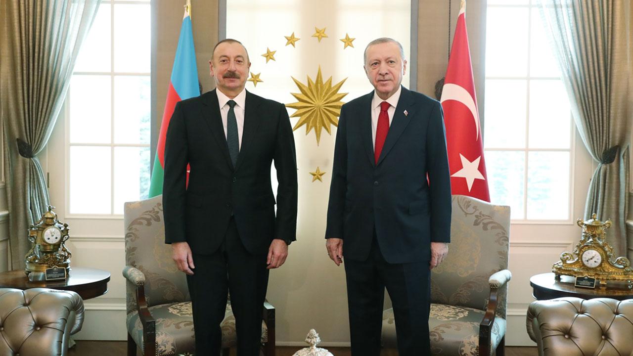 Aliyev, Erdoğan’ı kutladı