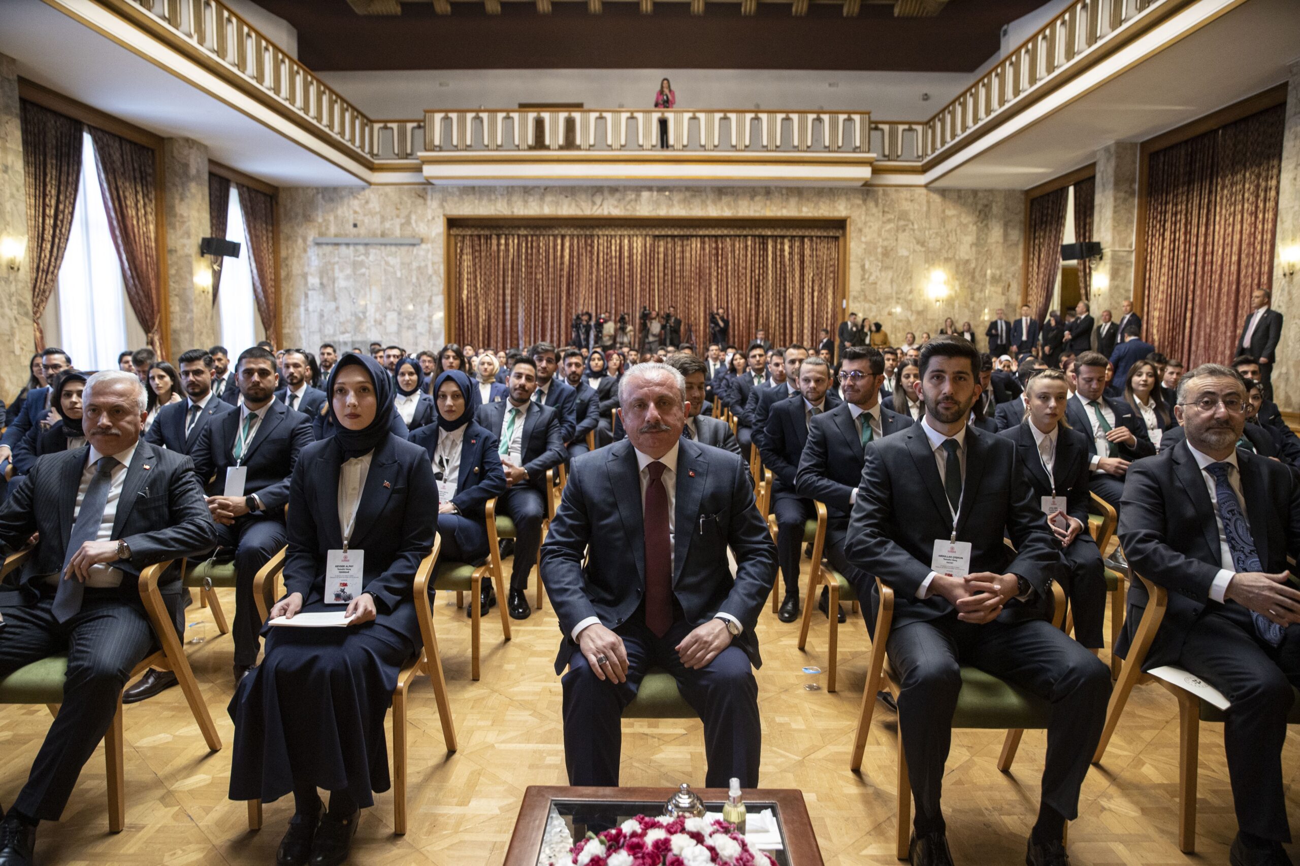 TBMM Başkanı Şentop, 81 il, KKTC ve Azerbaycan’dan gençlerle bir araya geldi