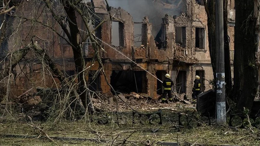 Ukrayna: Rus ordusu Dnipro’da hastaneye füze saldırısı düzenledi, 2 ölü, 30 yaralı