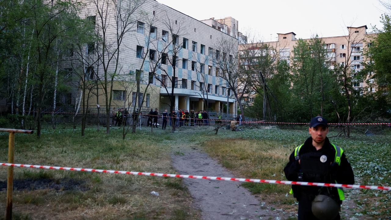 Ukrayna: Rusya’nın Kiev’e gece düzenlediği hava saldırısında 3 ölü, 10 yaralı var