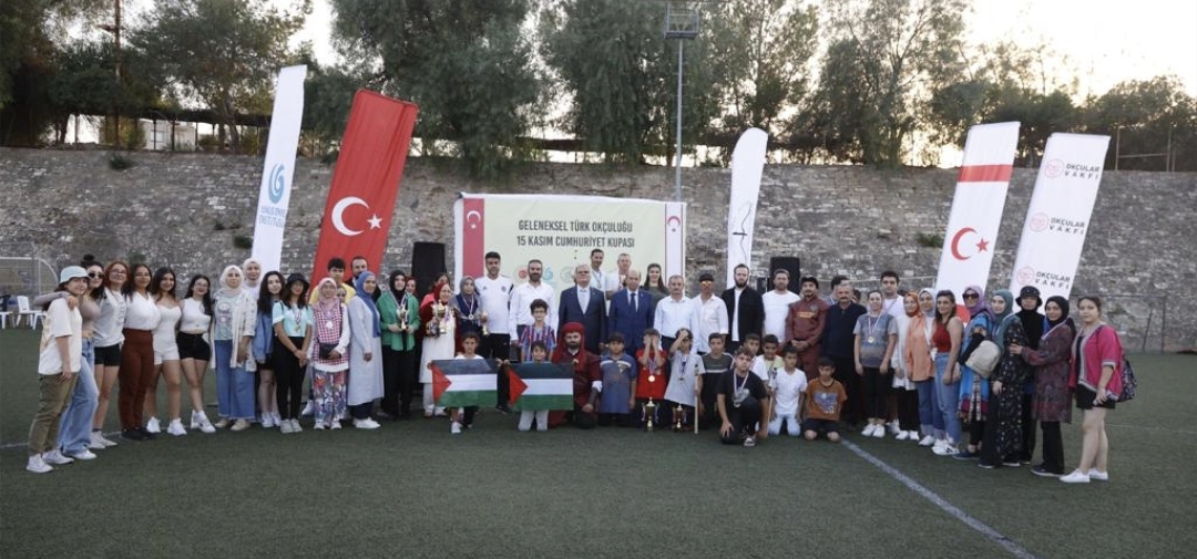 Cumhurbaşkanı Tatar, Geleneksel Türk Okçuluğu 15 Kasım Cumhuriyet Kupası Ödül Töreni’ne katıldı
