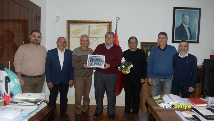 Vakıflar Spor Kulübü’nden, Vakıflar Genel Müdürü Mustafa Tümer’e ziyaret